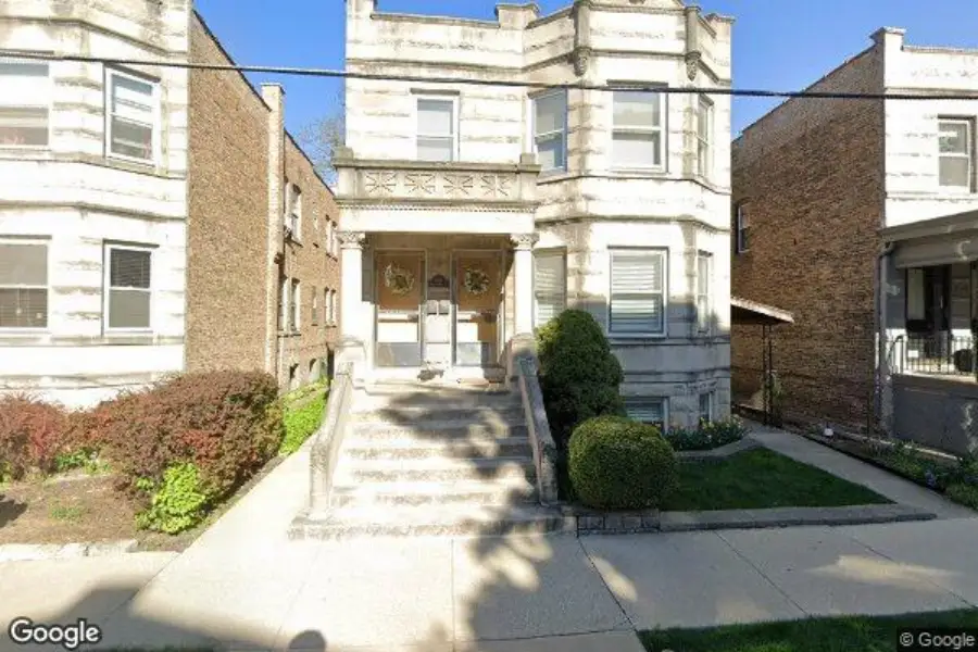 208 N MARION ST, Oak Park