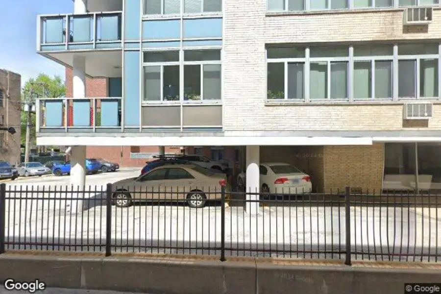 171 N GROVE AVE, Oak Park