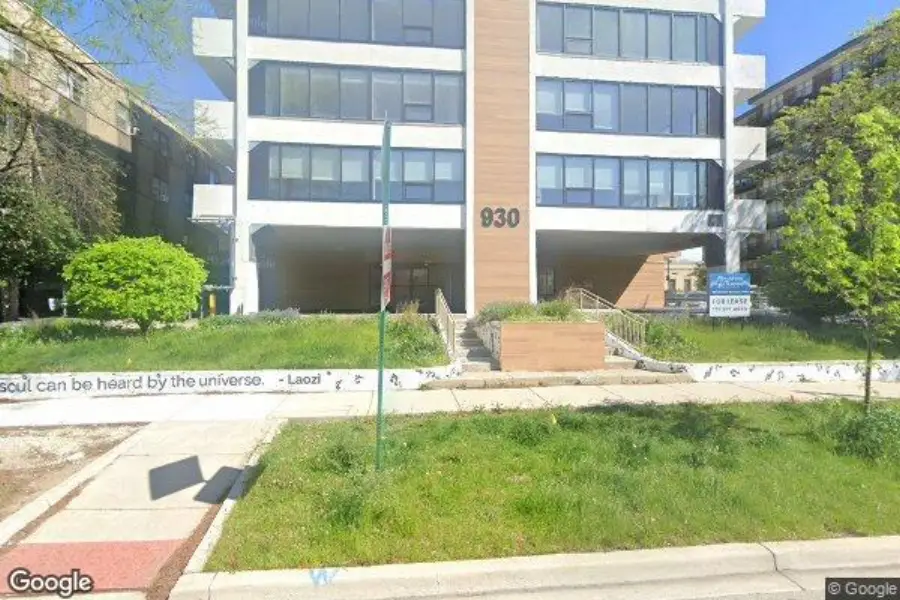 930 NORTH BLVD, Oak Park