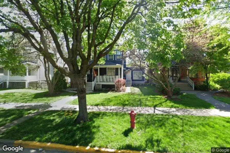126 S KENILWORTH AVE, Oak Park