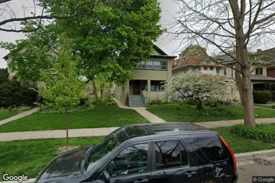 130 S GROVE AVE, Oak Park