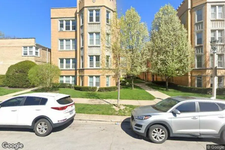 230 S MAPLE AVE, Oak Park
