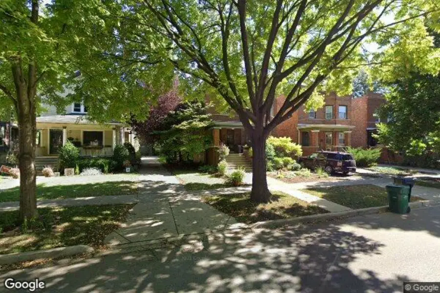 248 CLINTON AVE, Oak Park