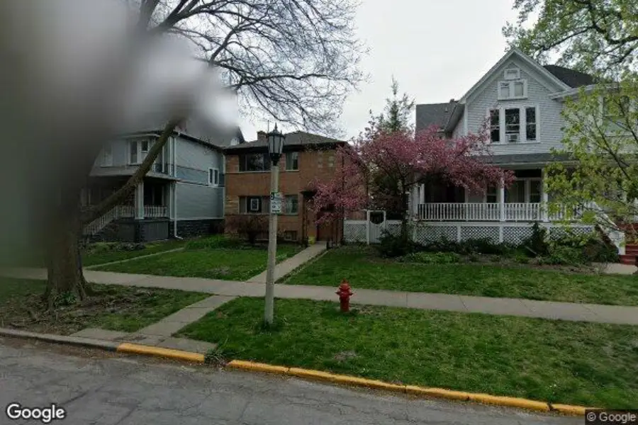 227 S GROVE AVE, Oak Park