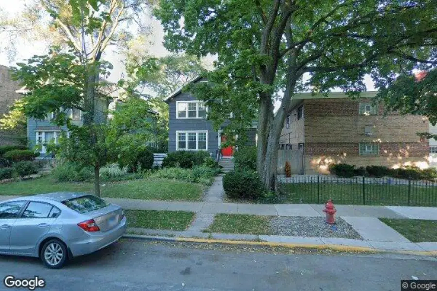 325 S MAPLE AVE, Oak Park