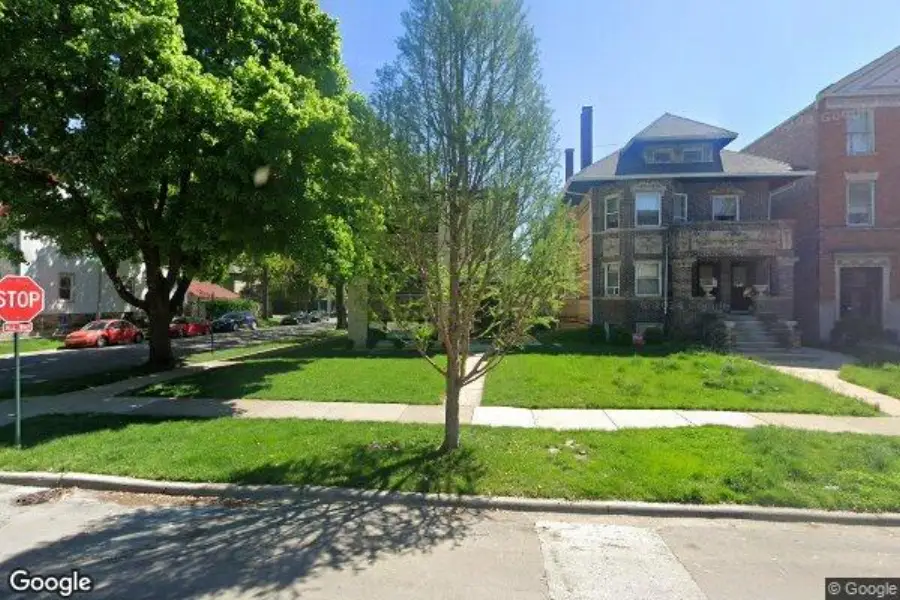 300 HOME AVE, Oak Park