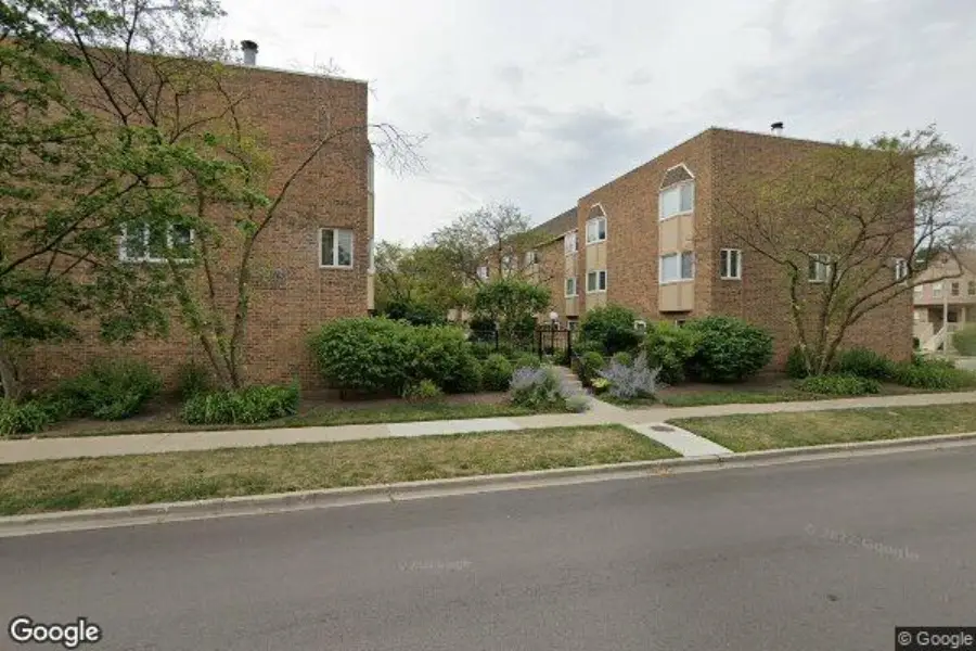 945 WASHINGTON AVE, Oak Park