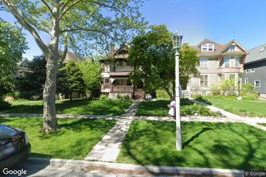 319 WESLEY AVE, Oak Park