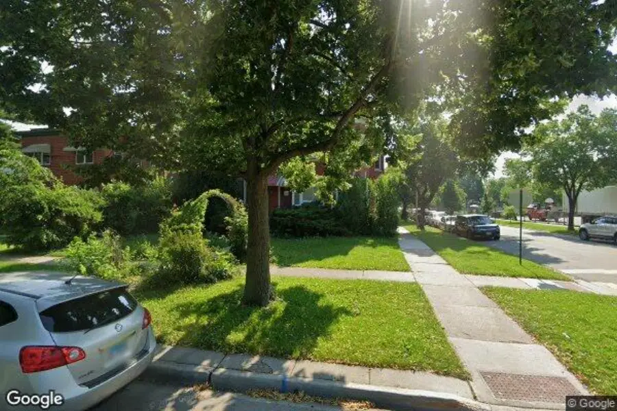300 N CUYLER AVE, Oak Park