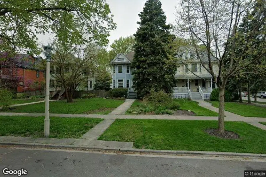 175 N HUMPHREY AVE, Oak Park