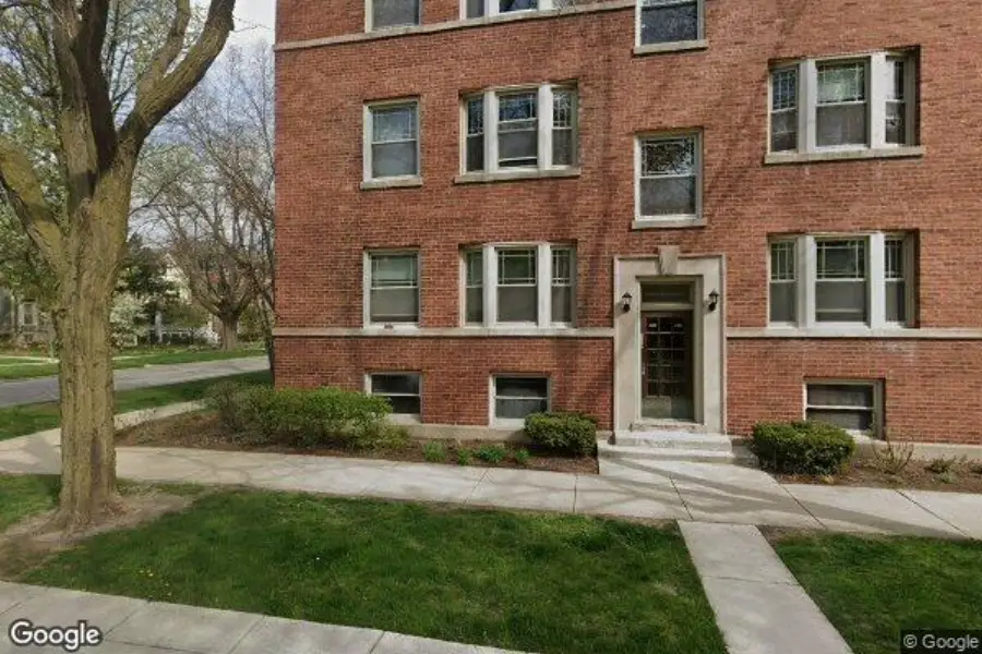 228 PLEASANT ST, Oak Park