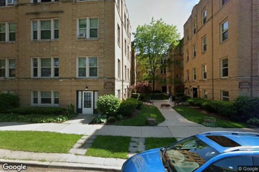 213 WASHINGTON BLVD, Oak Park