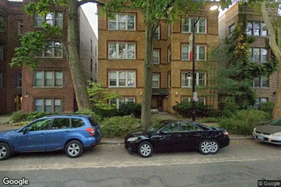111 HARRISON ST, Oak Park