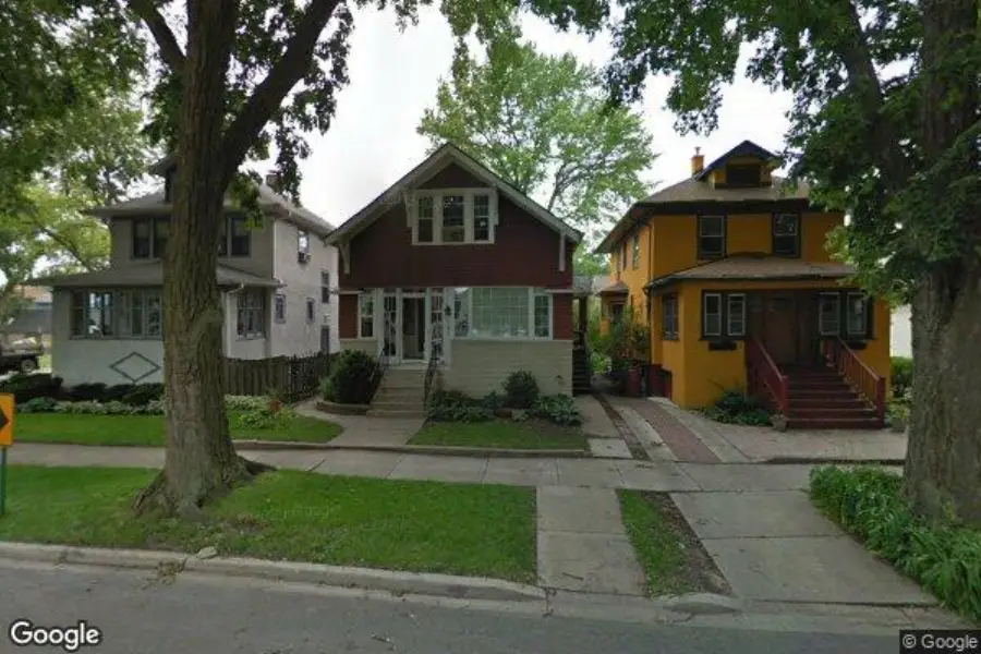 831 S GROVE AVE, Oak Park