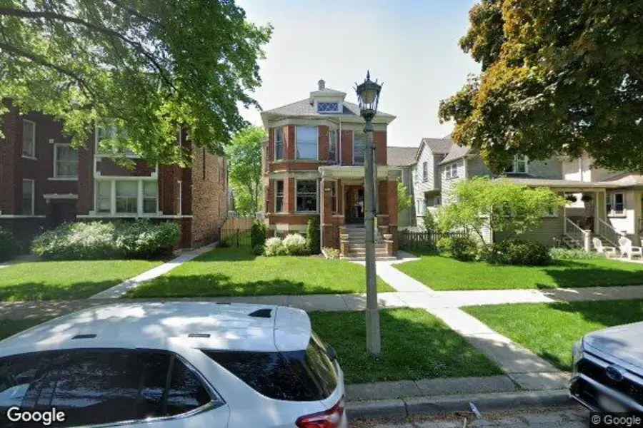 735 CLARENCE AVE, Oak Park
