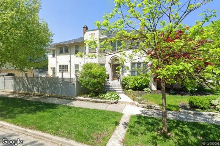 743 GUNDERSON AVE 1ST, Oak Park