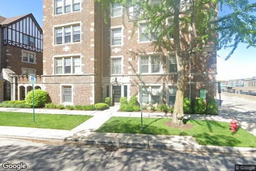 907 WESLEY AVE, Oak Park